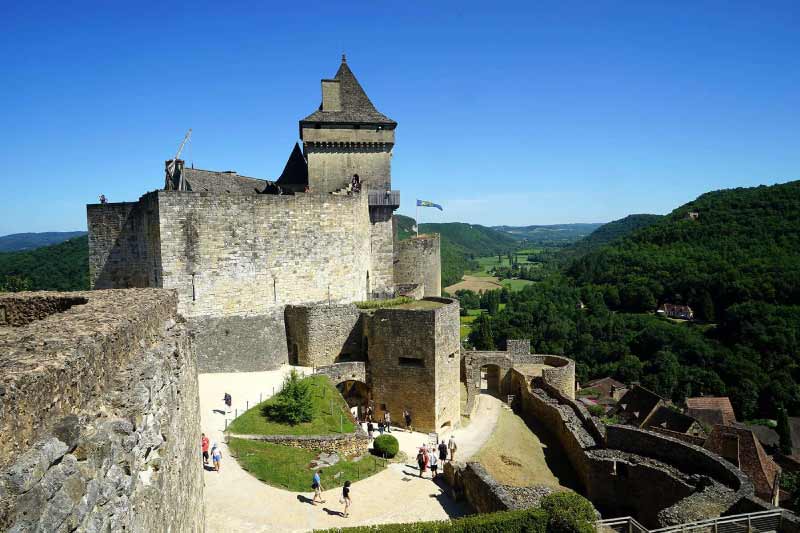 Chateau-de-Castelnaud-la-Chapelle-near-camping-maisonneuve-Dordogne-perigord-noir-france